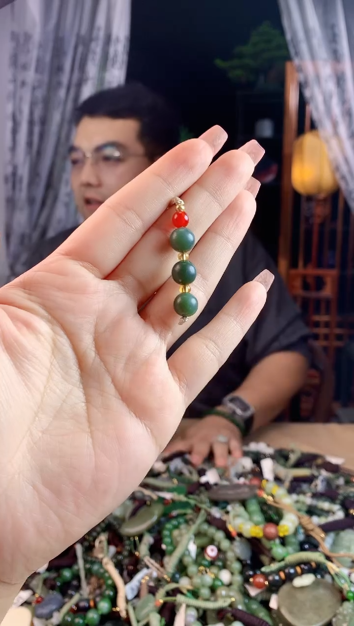 【闪购商品】和田玉挂件未镶嵌多样性发一