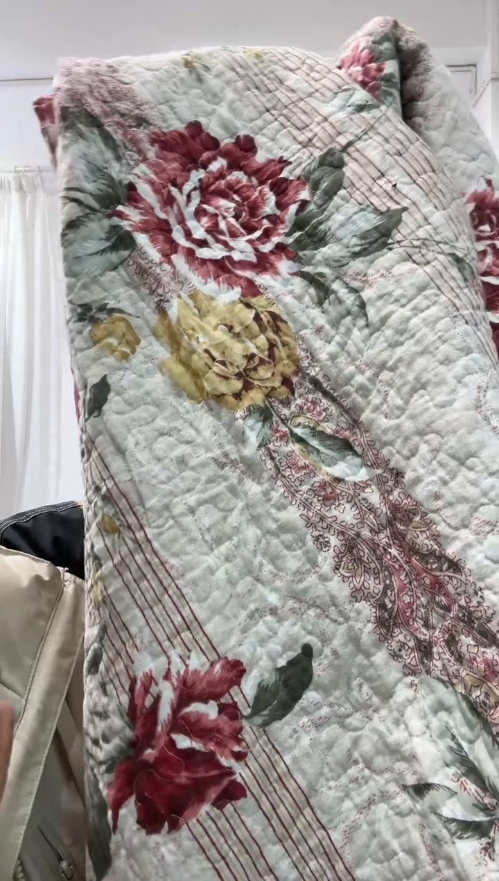 棉180*230纯棉床盖51号无暇
