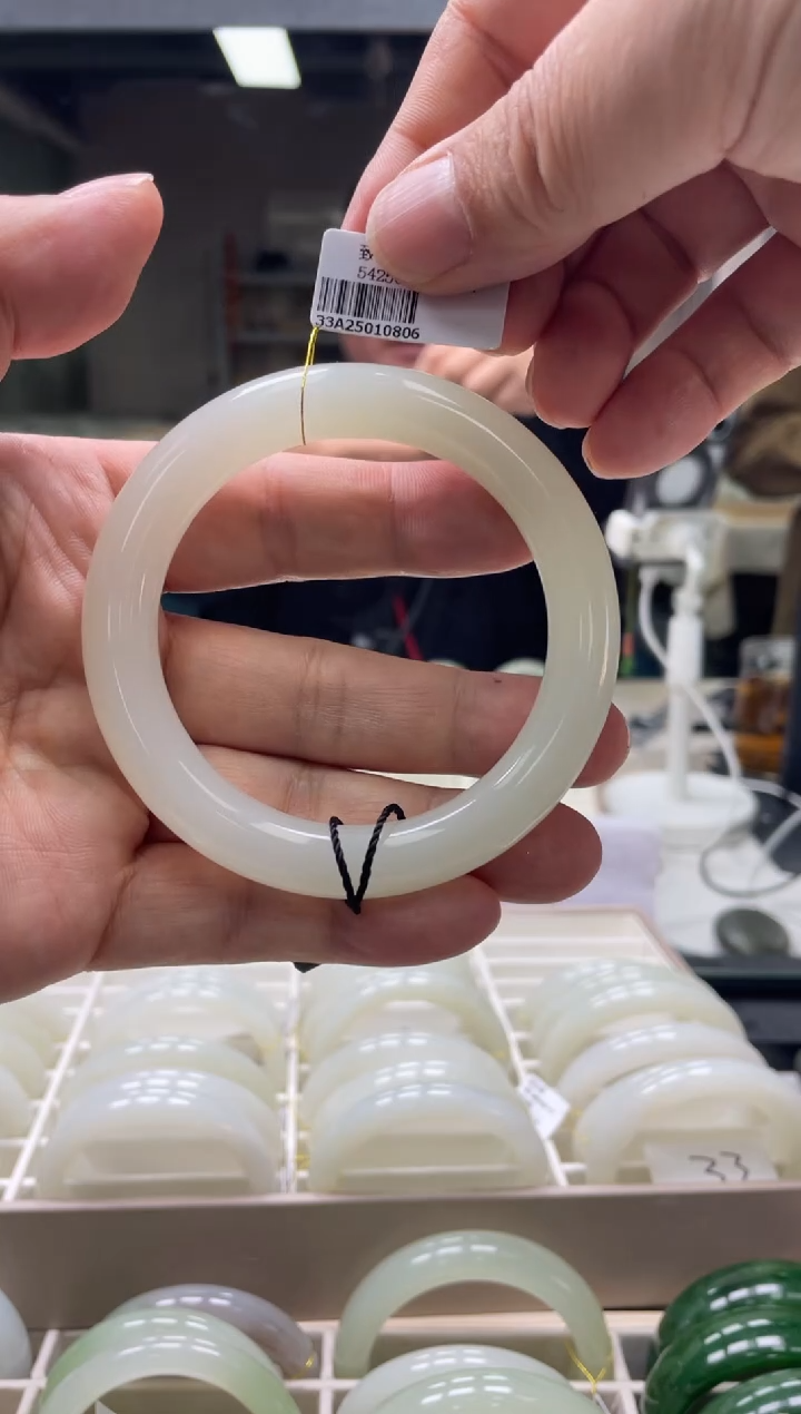 【闪购商品】和田玉手镯未镶嵌60-63圈口0806