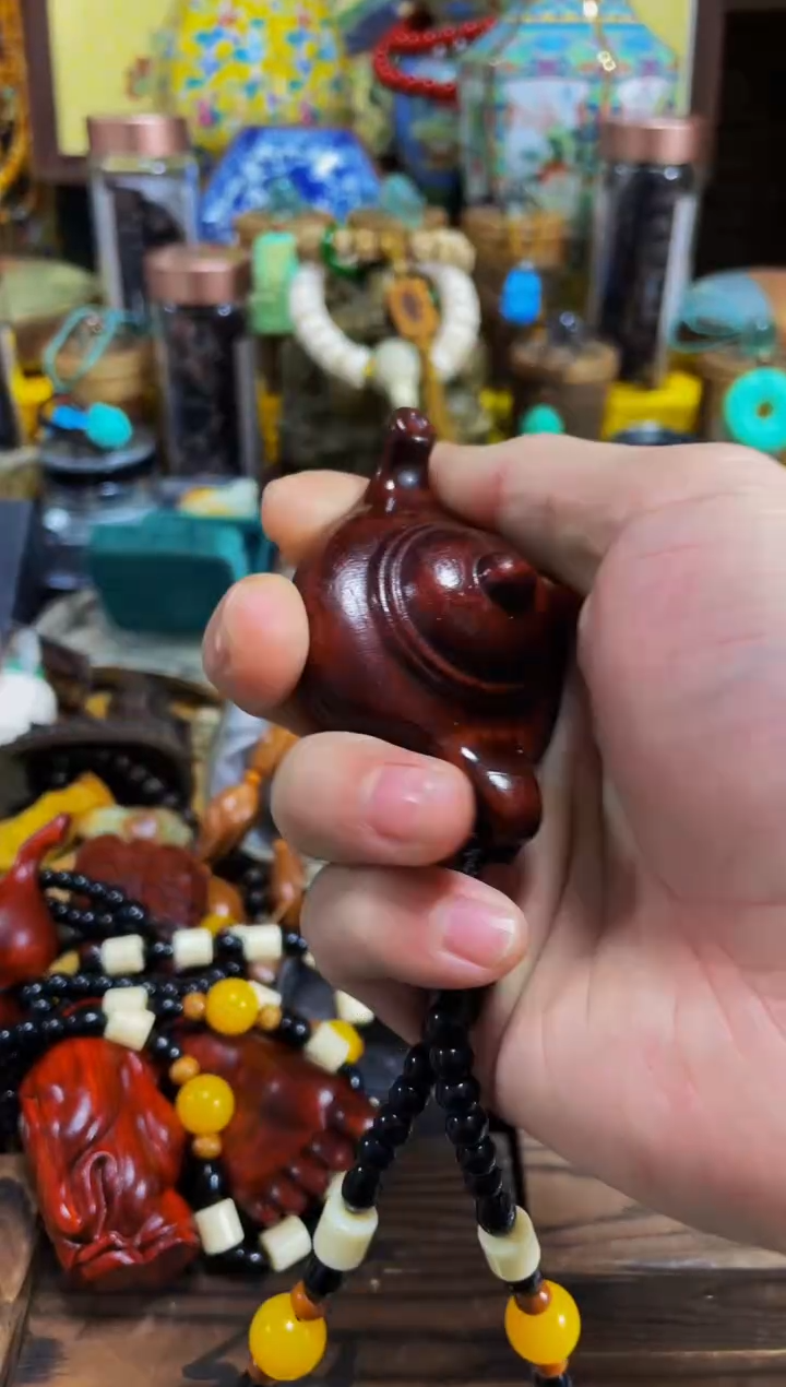 大叶紫檀（黑酸枝木类）宝顺中古仓铺子精选推荐