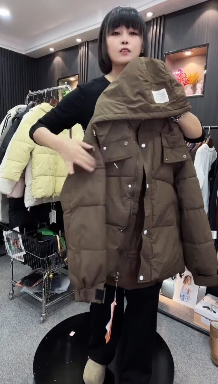 0819咖色棉服----均码