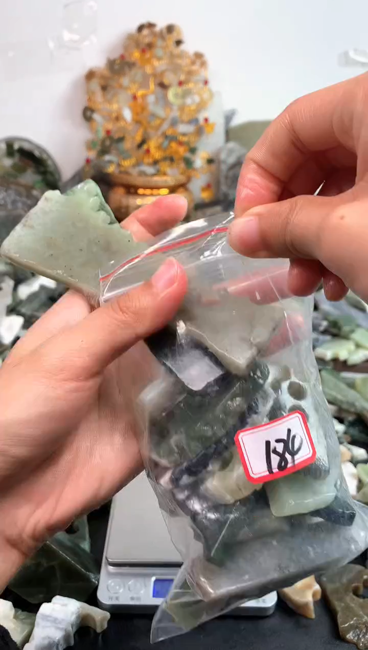 未镶嵌和田玉摆件184