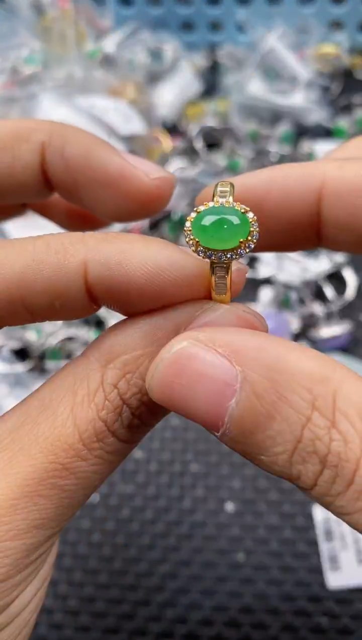 银S925镶嵌戒指翡翠888         9