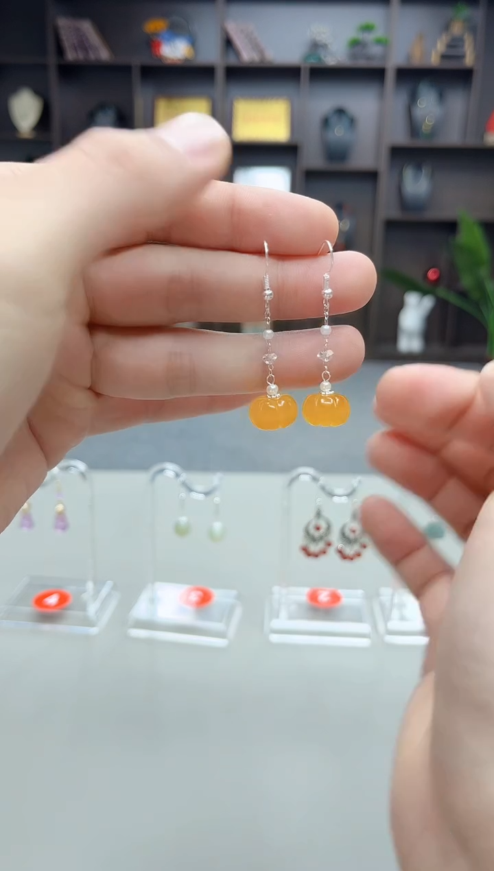 未镶嵌耳饰玛瑙/玉髓W06