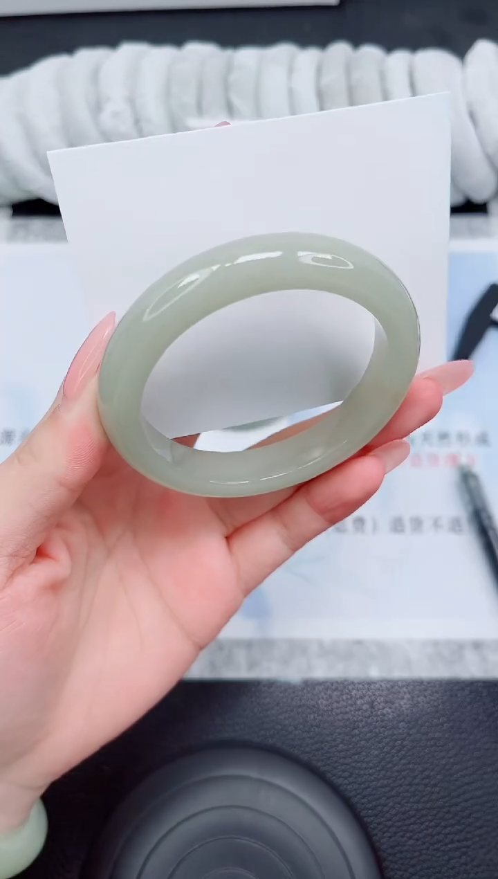 石英质玉手镯未镶嵌112-58.5