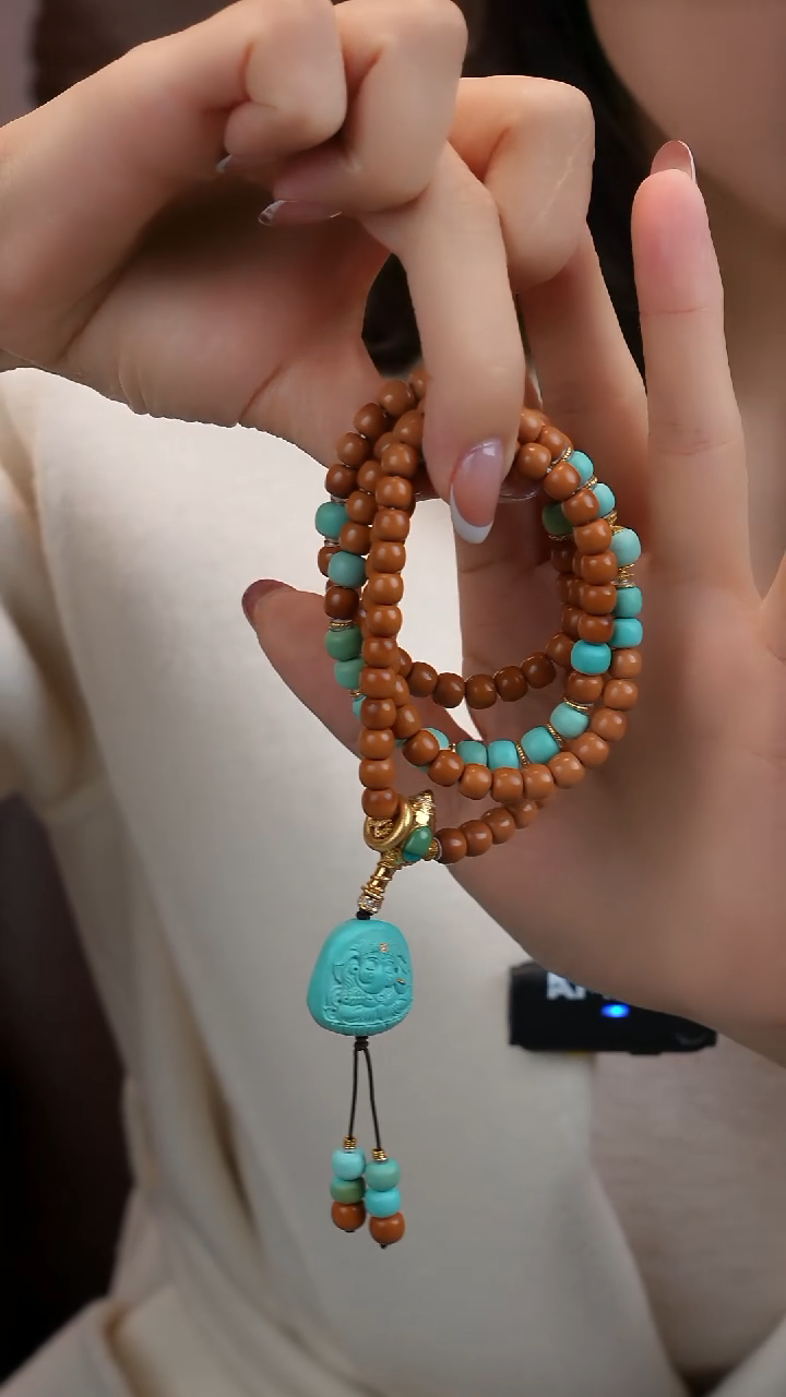 18K金镶嵌绿松石项链1