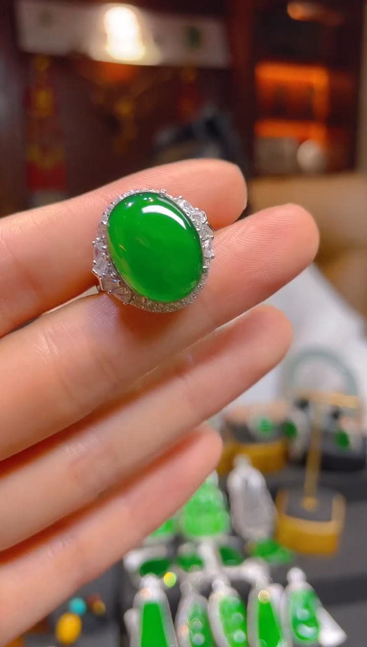 【闪购商品】翡翠戒指银S925镶嵌120838天然A货翡翠蛋面戒指