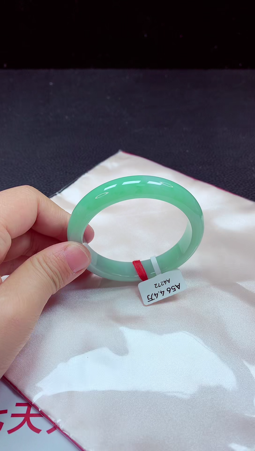 【闪购商品】翡翠手镯足银镶嵌镯子56+