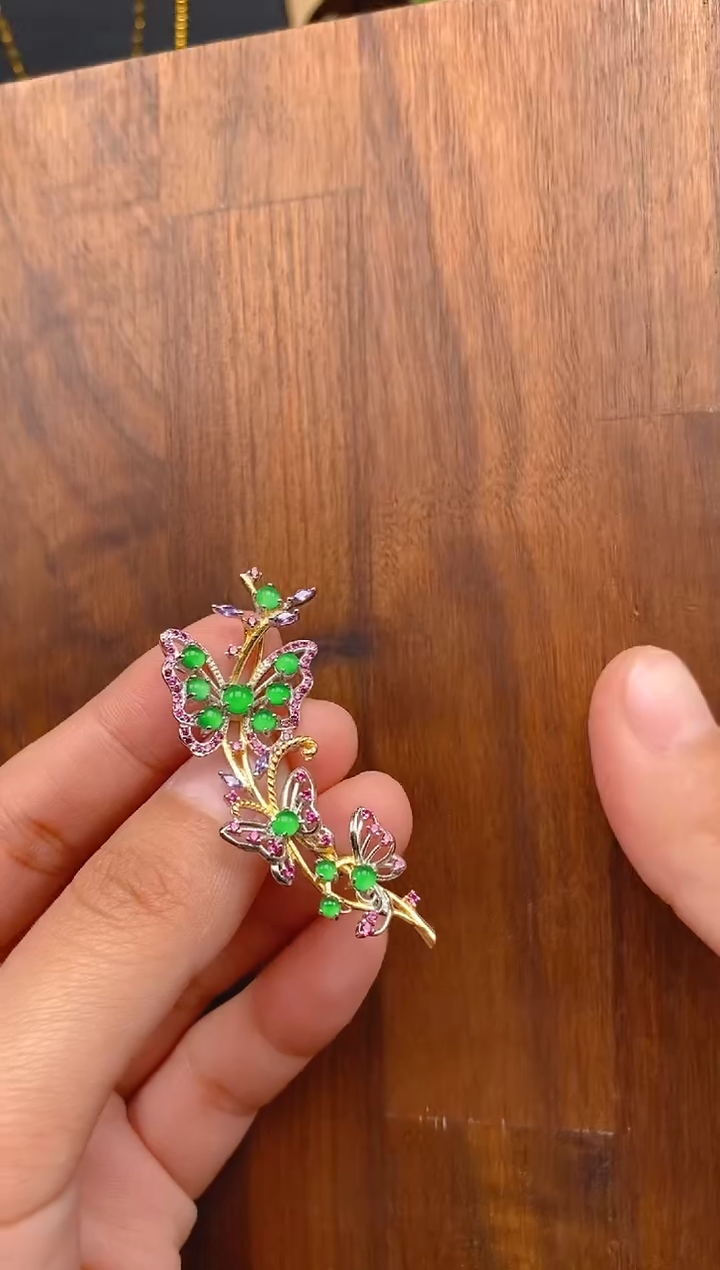 【闪购商品】翡翠吊坠(不含链)银S925镶嵌蝴蝶胸针