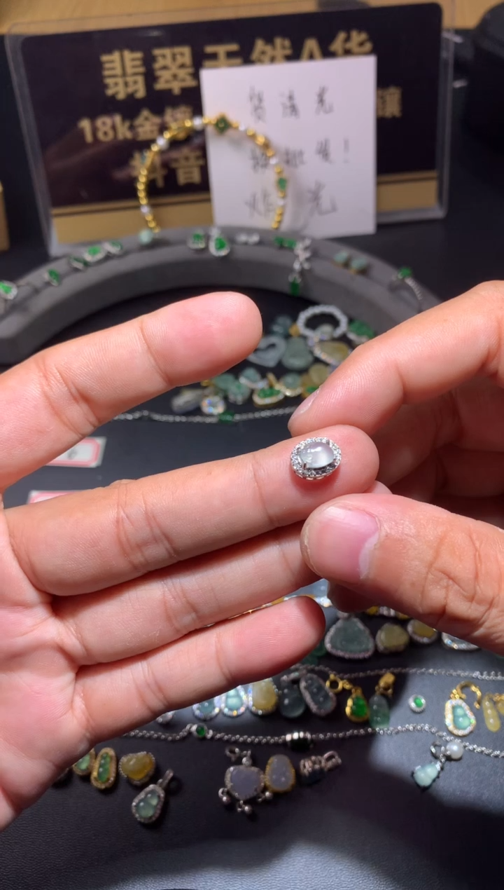 吊坠(不含链)银S925镶嵌翡翠声**缶1