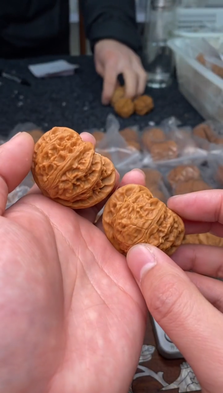 【闪购商品】文玩核桃把件G190号43尺宫灯