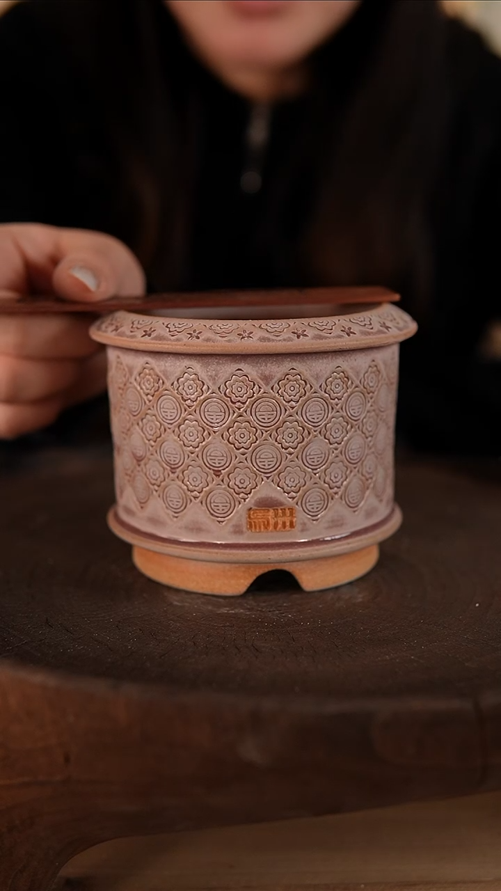 【闪购商品】红陶1-13-065默认有瑕口8.5