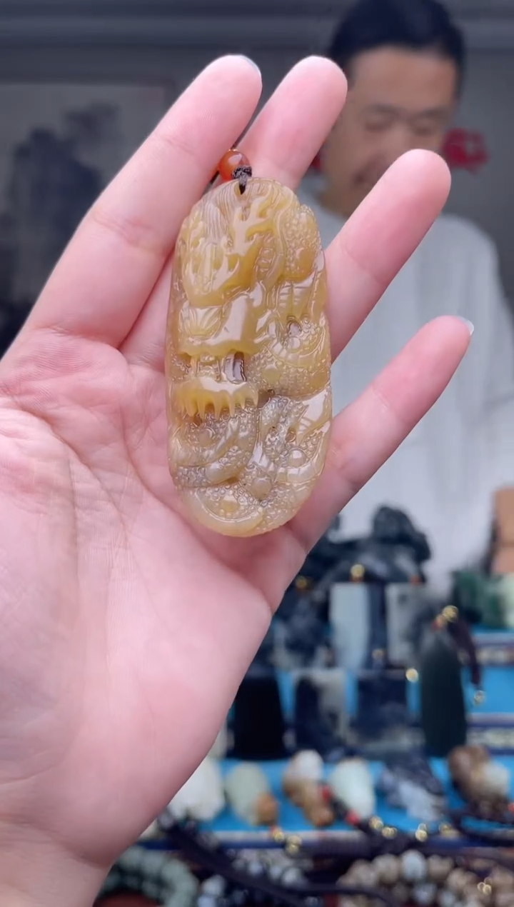 未镶嵌和田玉挂件1