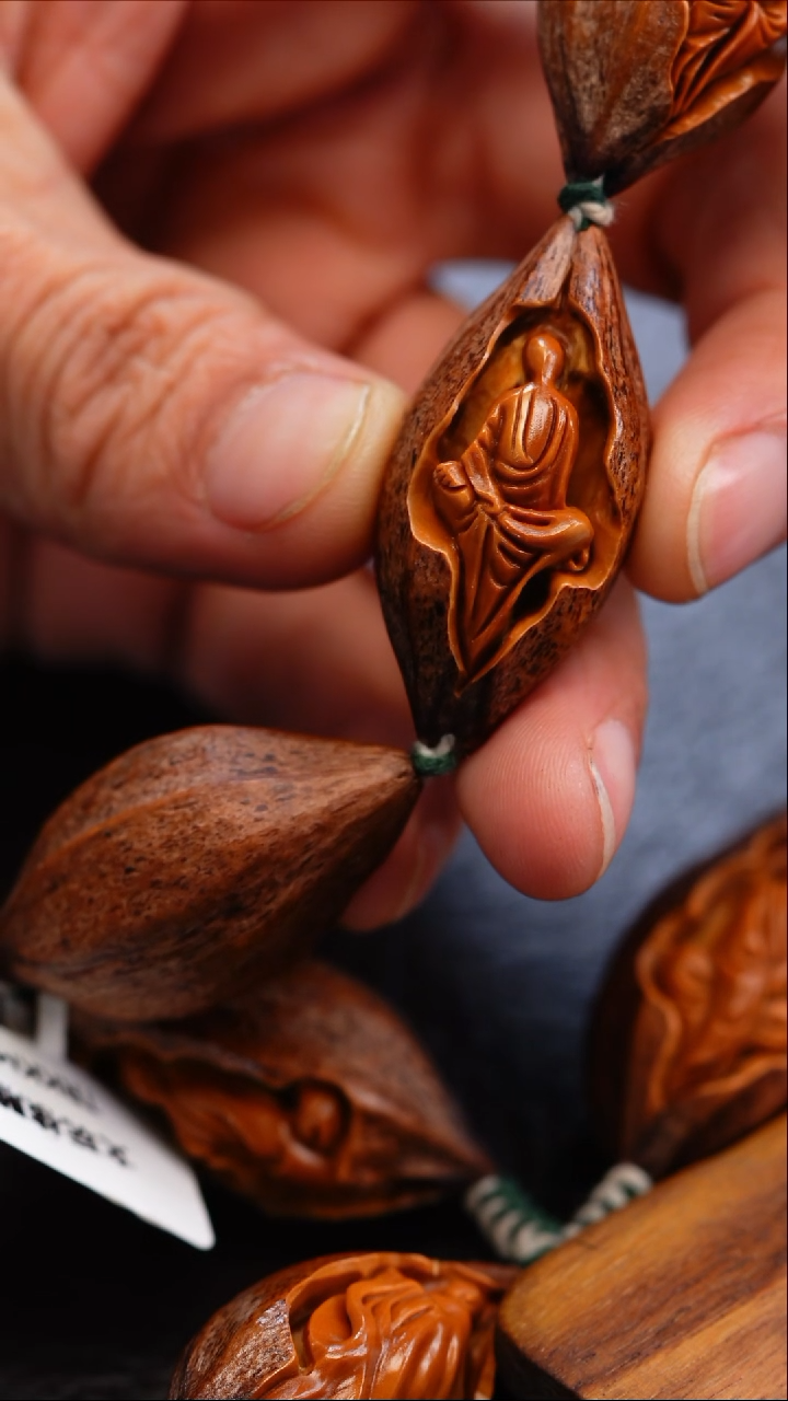 【闪购商品】橄榄核吊坠苏工橄榄核