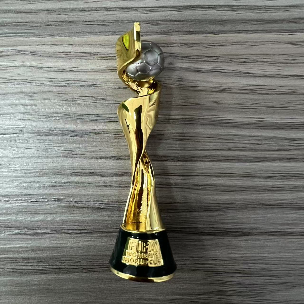 女足世界杯小号奖杯摆件金色无包装