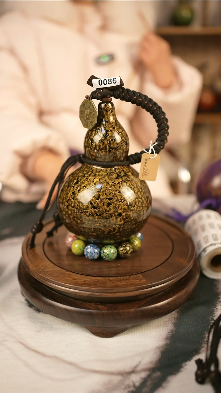 【闪购商品】086精品大漆酒葫芦送漏斗网兜底座