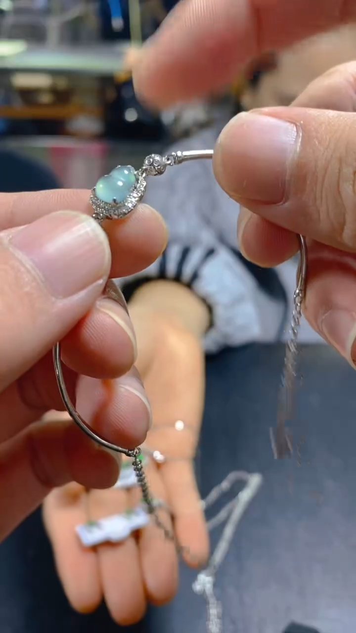 【闪购商品】翡翠手链未镶嵌0397092819多样性发一