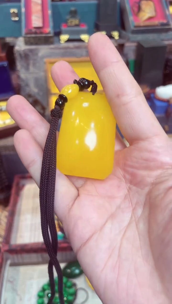 【闪购商品】蜜蜡颈饰未镶嵌