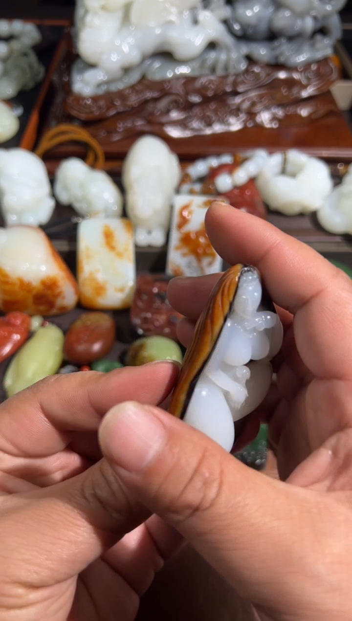 未镶嵌和田玉把件明****…和田玉