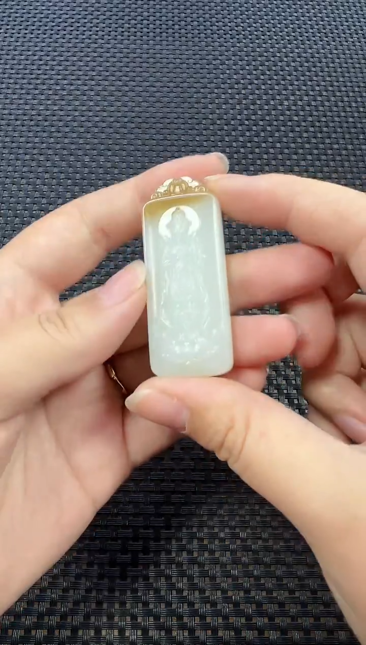 颈饰未镶嵌和田玉 （多样性发一件）