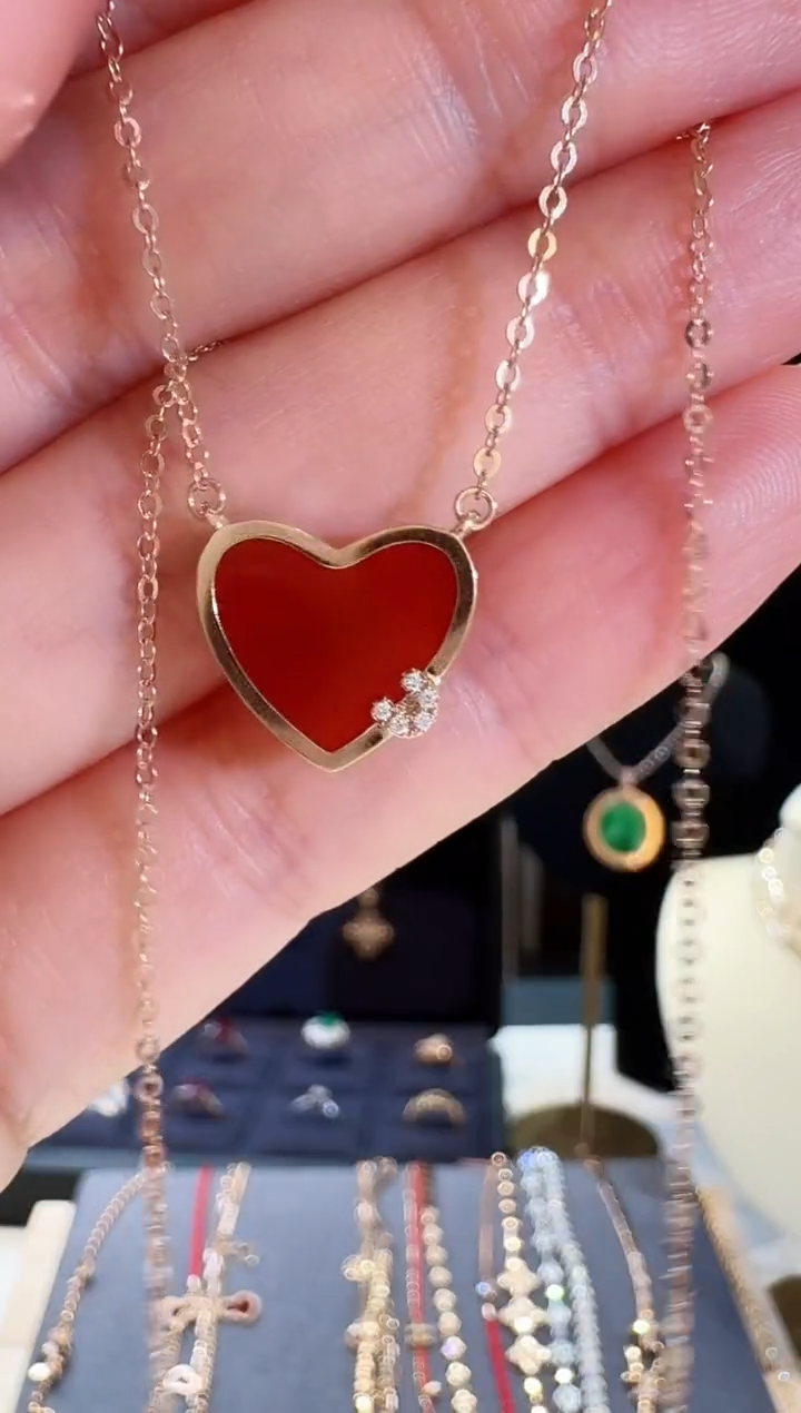 【闪购商品】玛瑙/玉髓项链18K金镶嵌心U项链