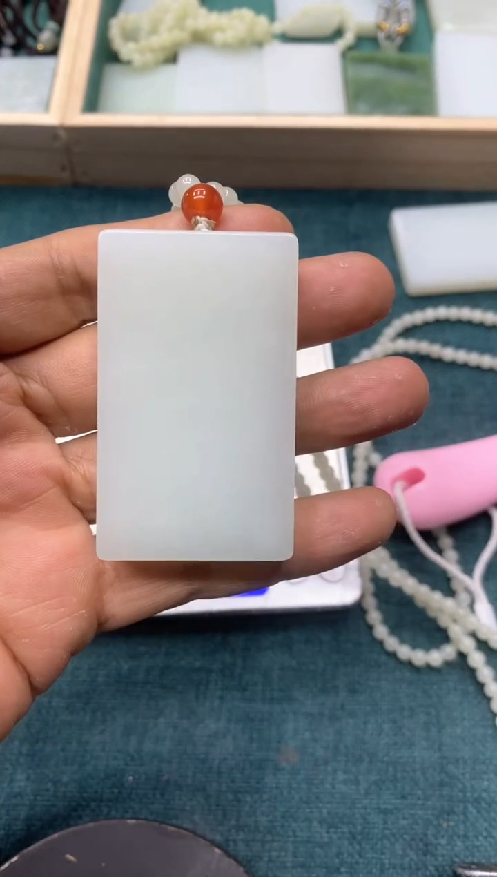 【闪购商品】定制和田玉精品挂件