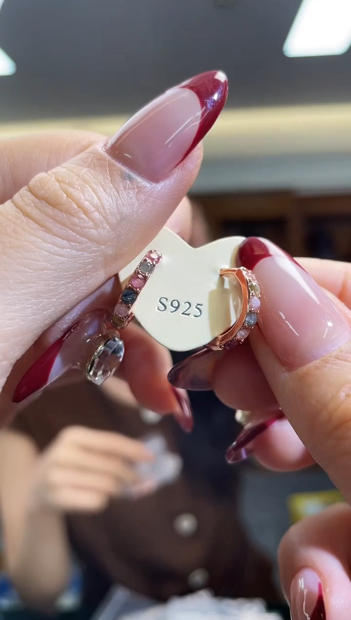 未镶嵌耳饰碧玺 （多样性发一件）