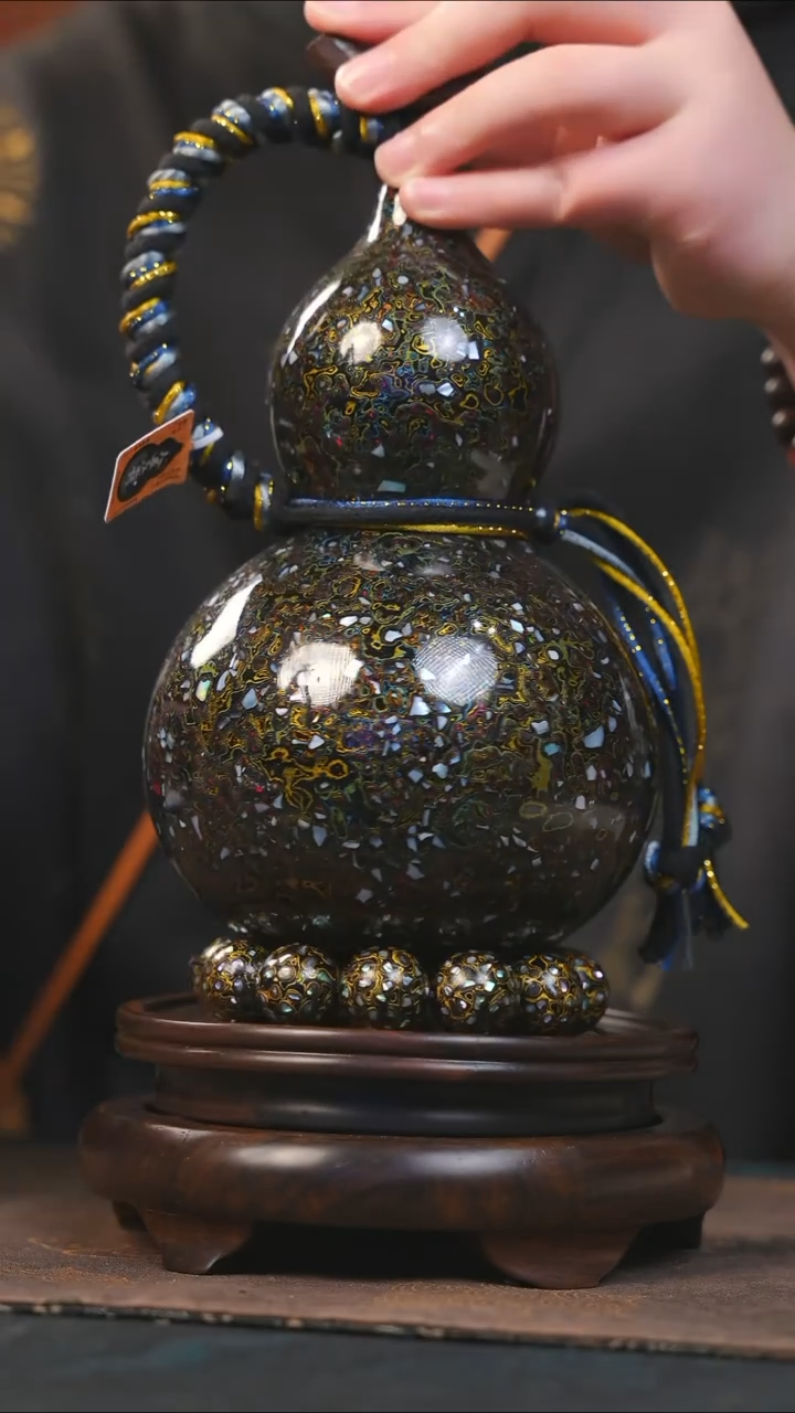 【闪购商品】YV236漆艺酒葫芦不包手串及旋转底座