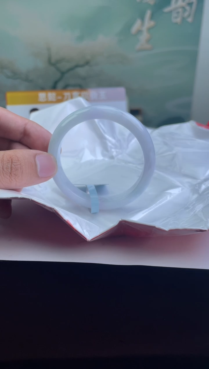 翡翠手镯未镶嵌26翡翠手镯