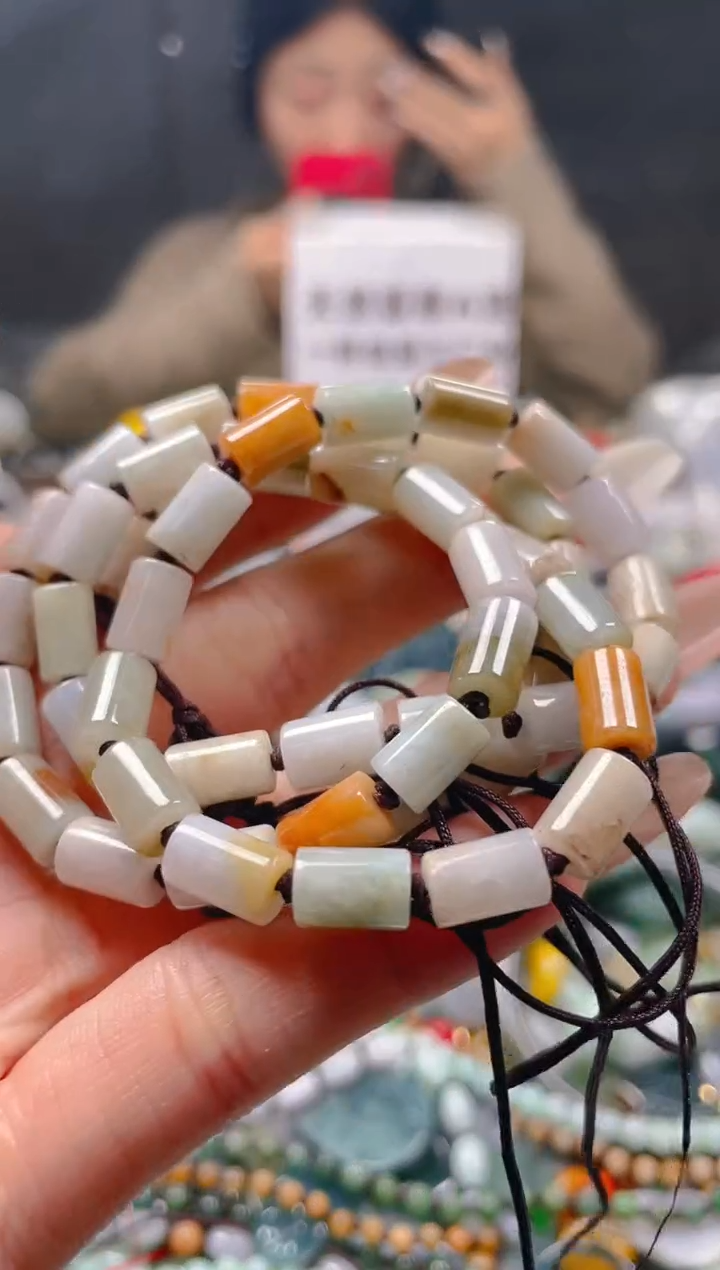 【闪购商品】翡翠颈饰未镶嵌6-7MM/R/翡翠A货一图一物