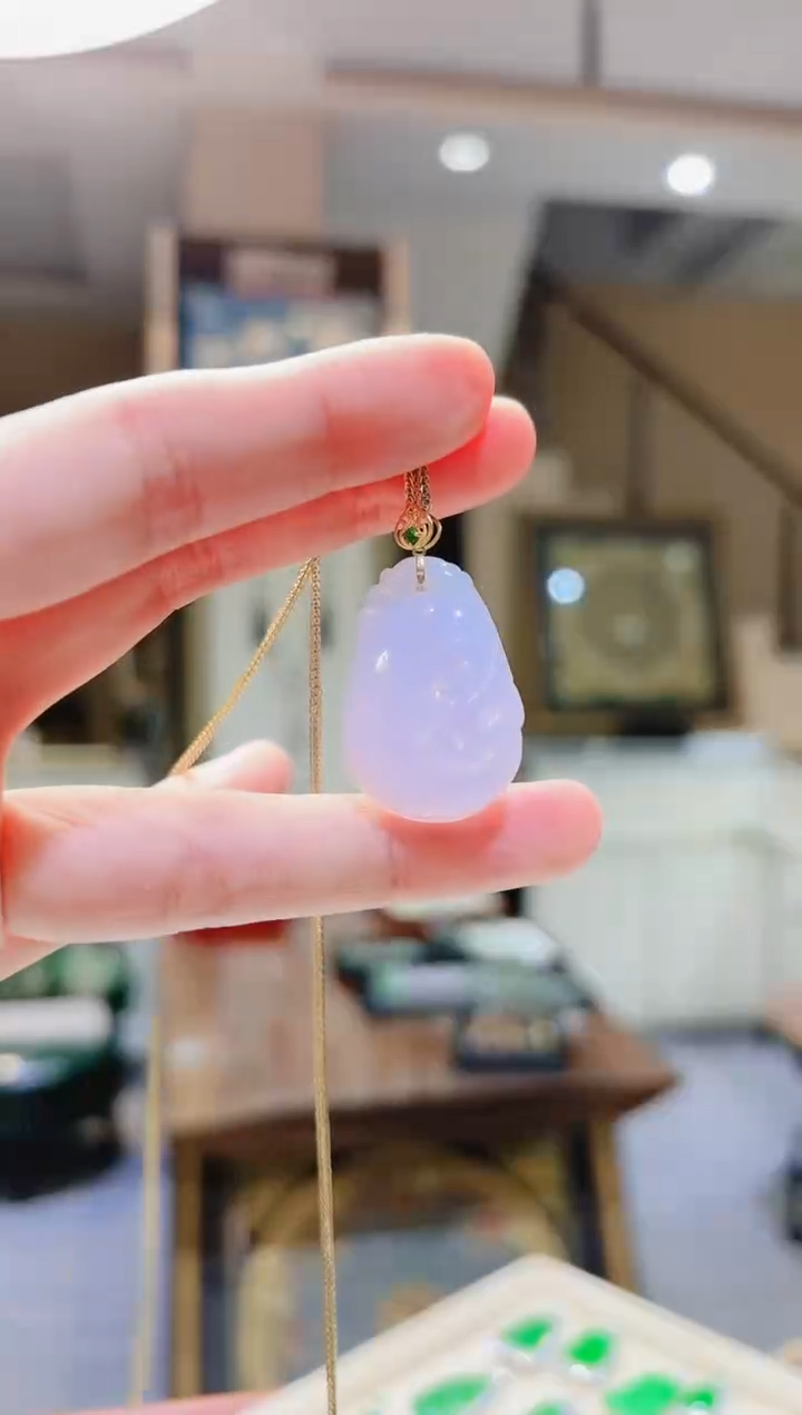 【闪购商品】翡翠颈饰18K金镶嵌紫如意翡翠吊坠F