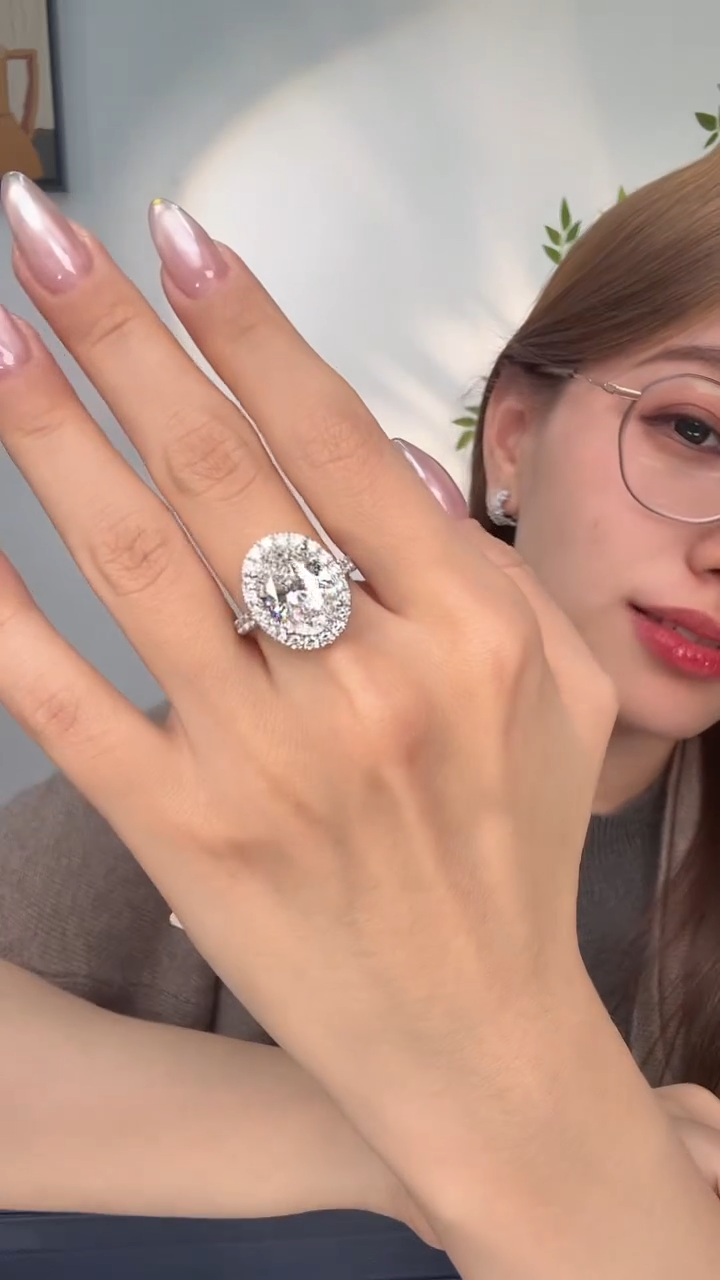 铂Pt950镶嵌实验室培育钻石pt950椭圆戒指5ct