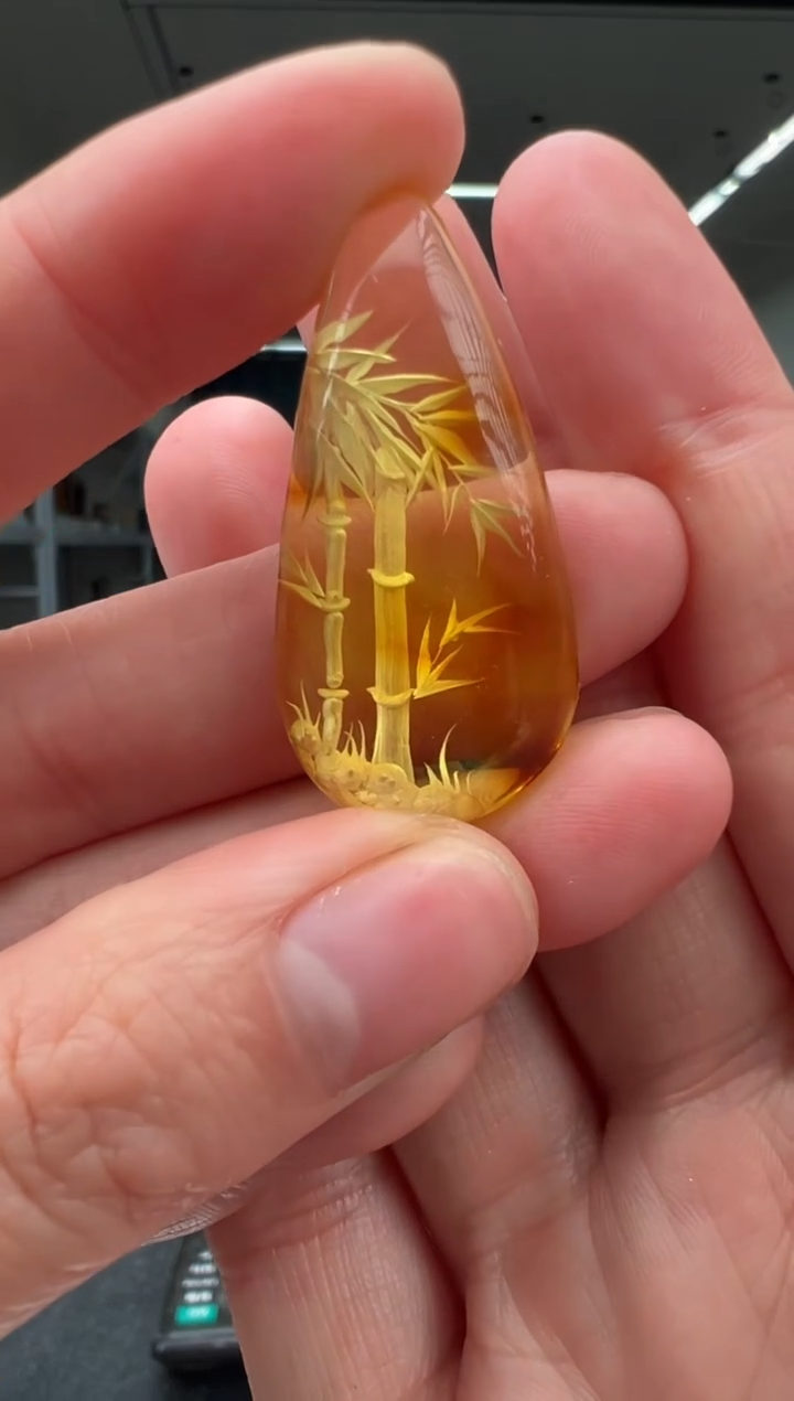 琥珀颈饰未镶嵌吊坠