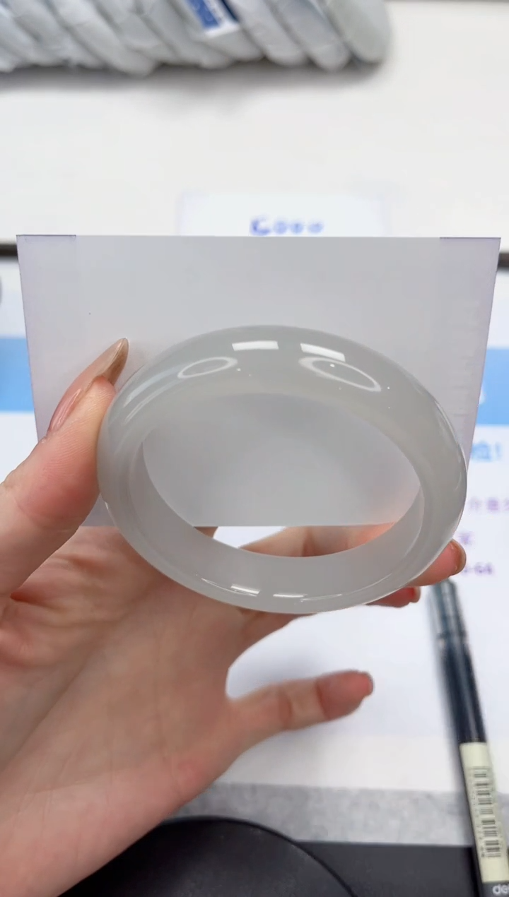 未镶嵌手镯石英质玉V169-56.7