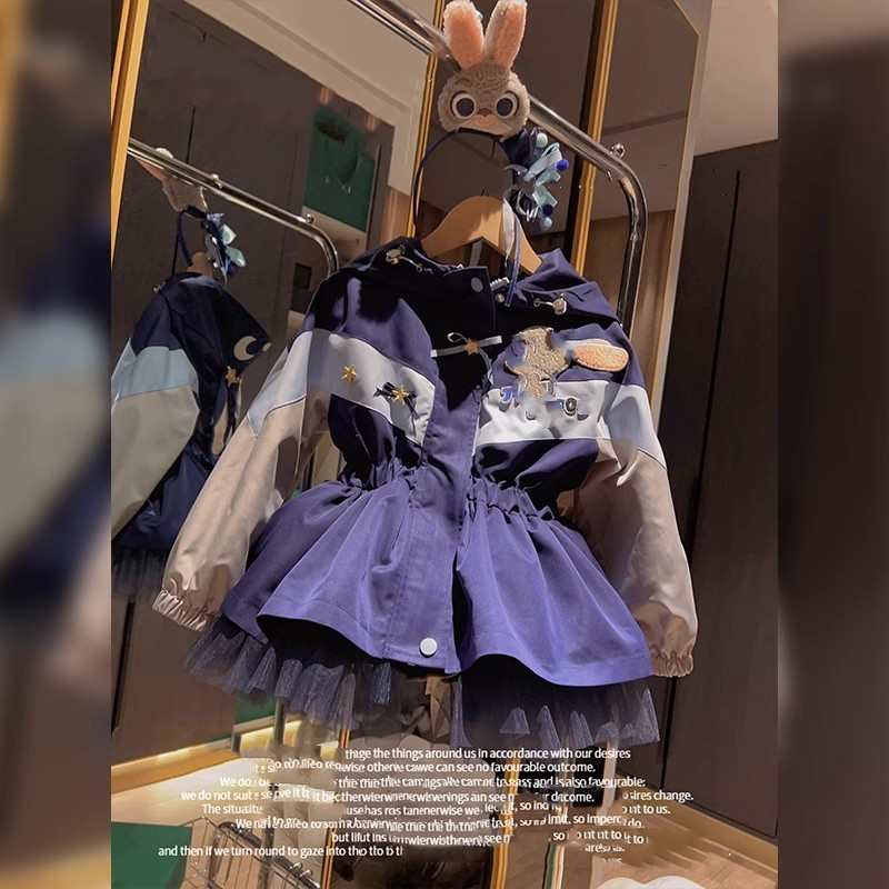 女童外套秋季2025新款朱迪卡通兔子收腰冲锋衣中长款百搭连帽风衣