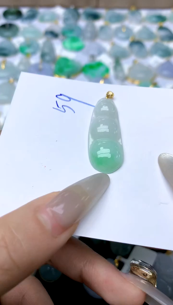 【闪购商品】翡翠颈饰18K金镶嵌59天然A货翡翠