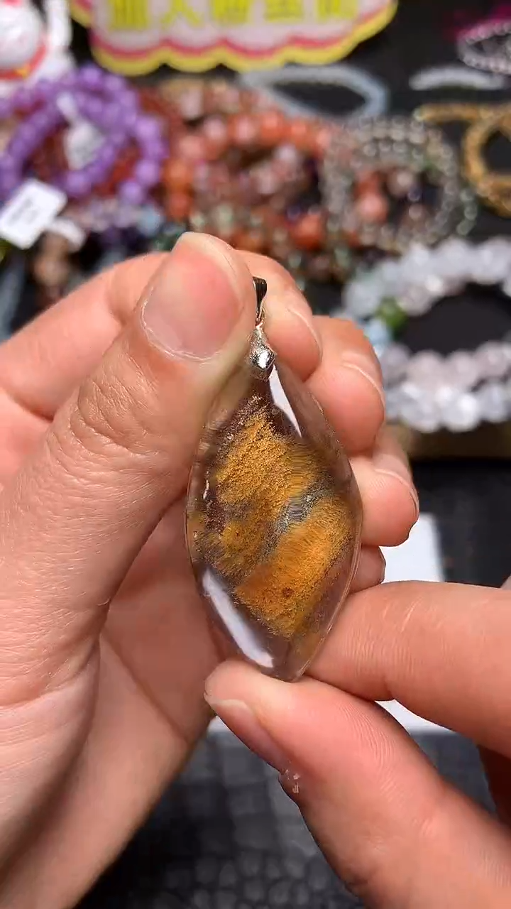 【闪购商品】水晶吊坠(赠链)未镶嵌176