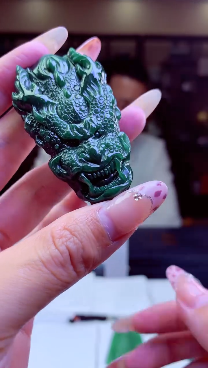 【闪购商品】定制翡翠未镶嵌挂件发货（拍一发一）