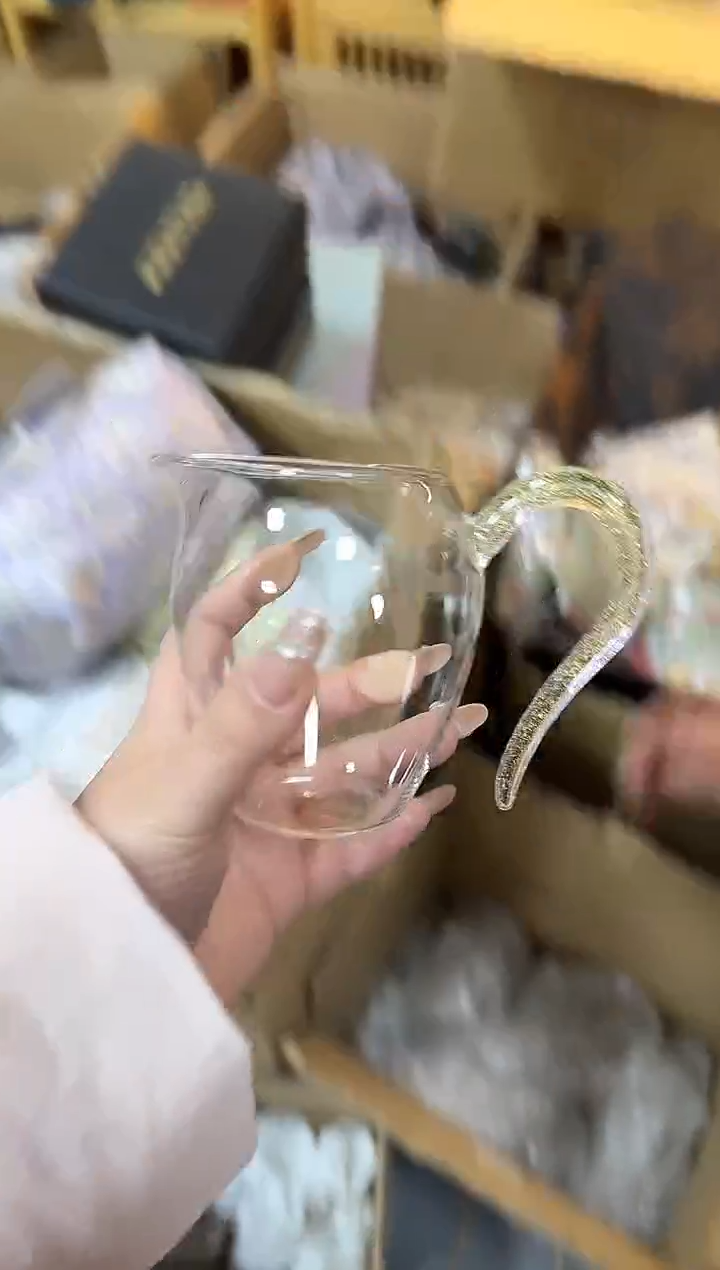 粉金怡然公道杯  