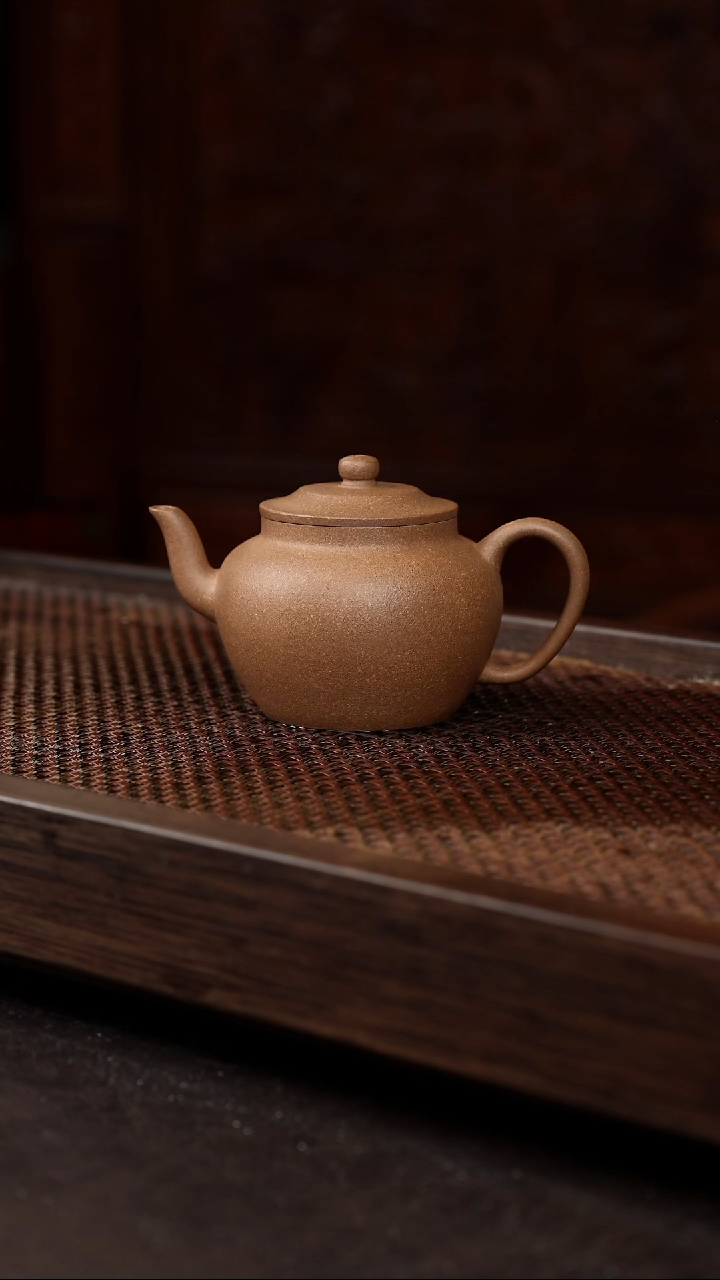 茶壶紫砂芝麻绿宫灯