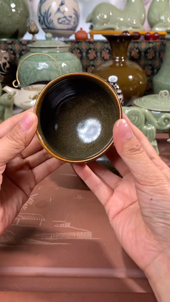 现代耀州窑微瑕小口失圆茶叶沫釉主人杯一只