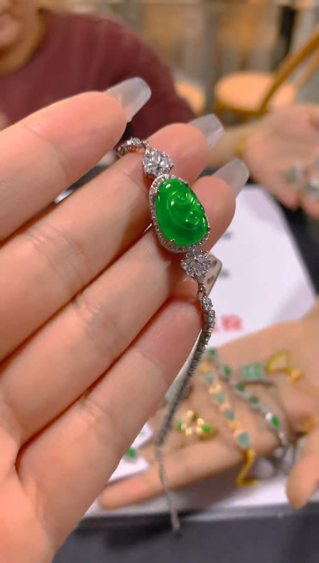 未镶嵌手链翡翠多样性发一