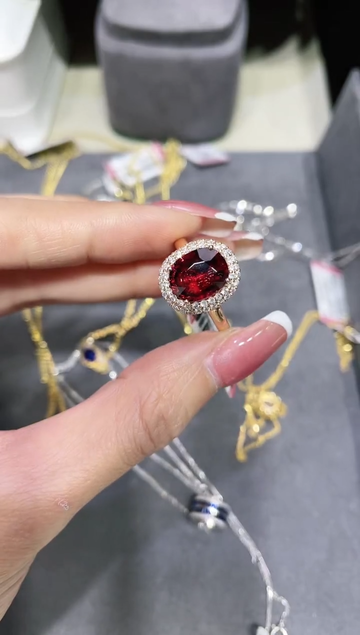 【闪购商品】碧玺戒指18K金镶嵌·