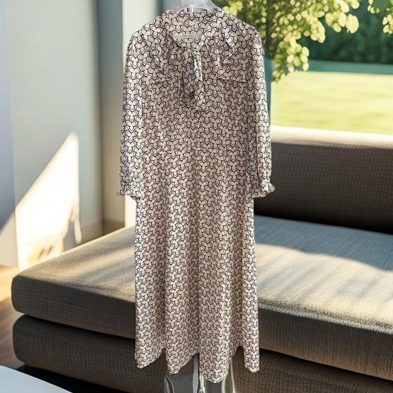 A23#【木兮兮专属】2025年春季新气质显瘦修身碎花中长款连衣裙