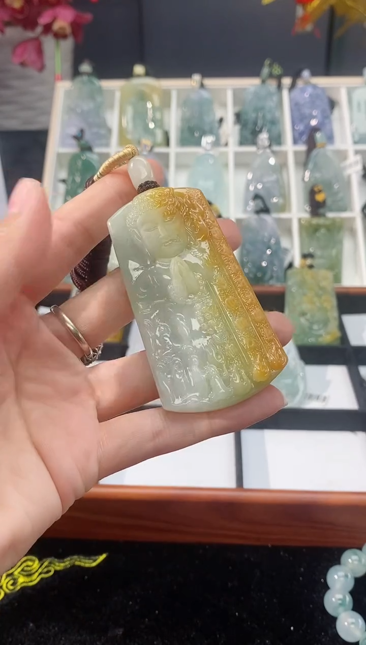 【闪购商品】翡翠颈饰未镶嵌缅甸天然翡翠