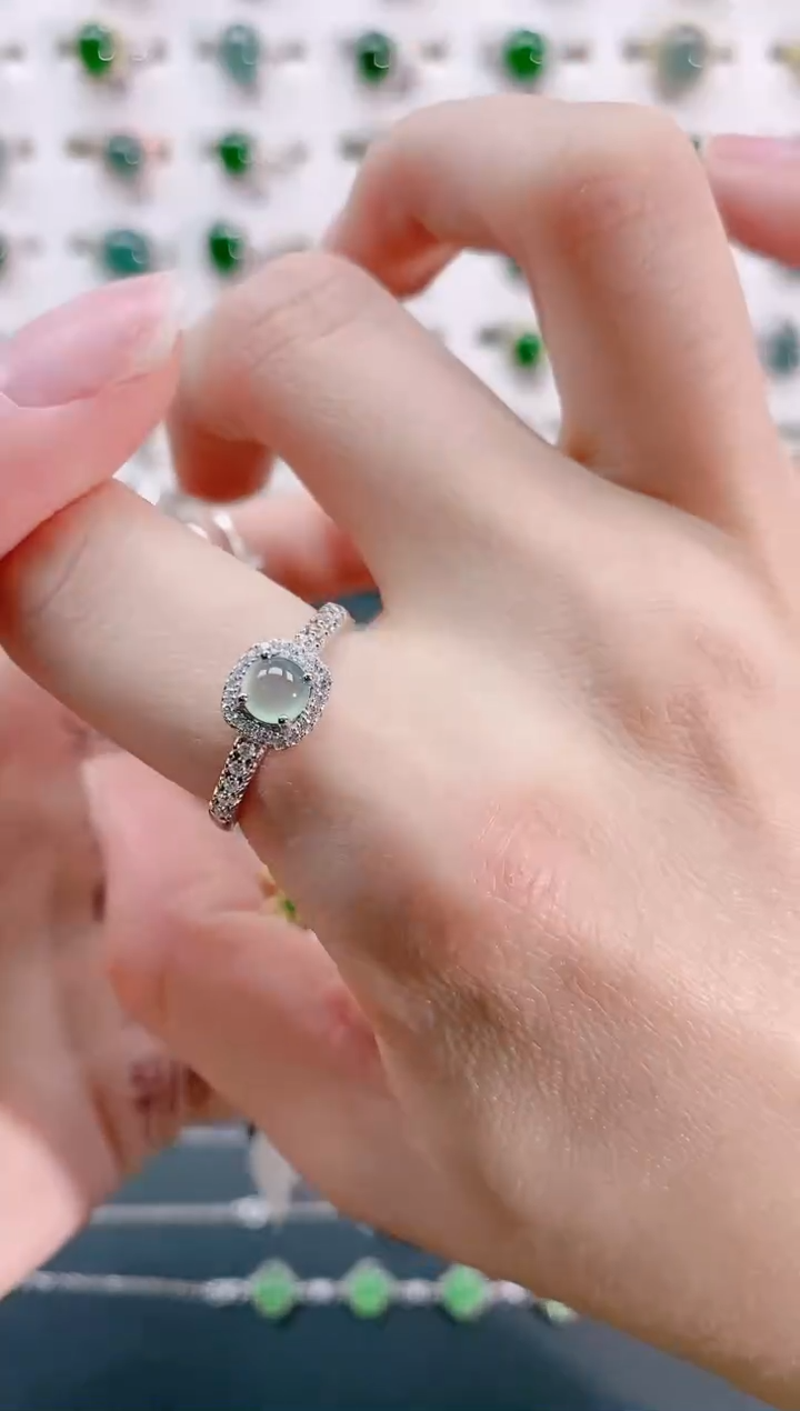 【闪购商品】翡翠戒指银S925镶嵌天然翡翠