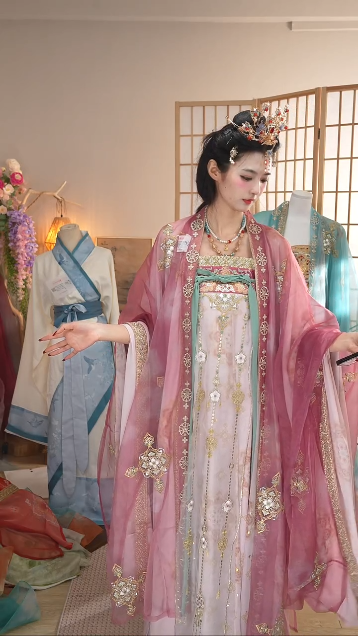 云罗三件套 特价不退不换 拍下备注尺码