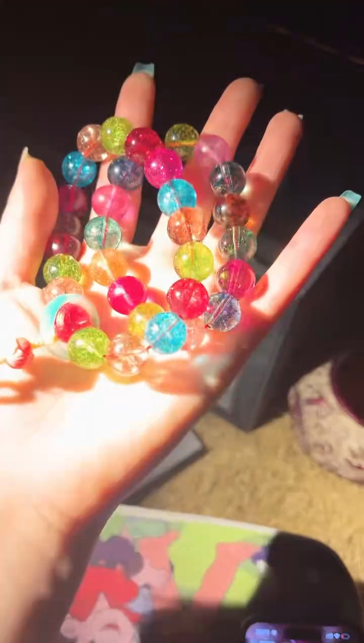 【闪购商品】【闪购商品】多彩手串和手持