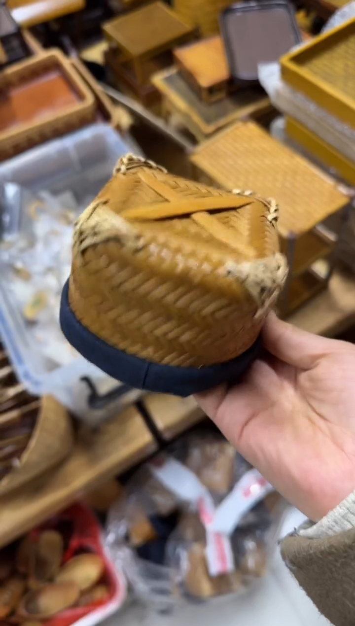 【闪购商品】闪购商品特价杯篓一个45