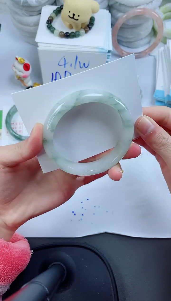 【闪购商品】石英质玉手镯未镶嵌3141-56